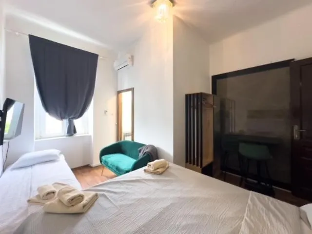 Edo 2 Apartment Pula